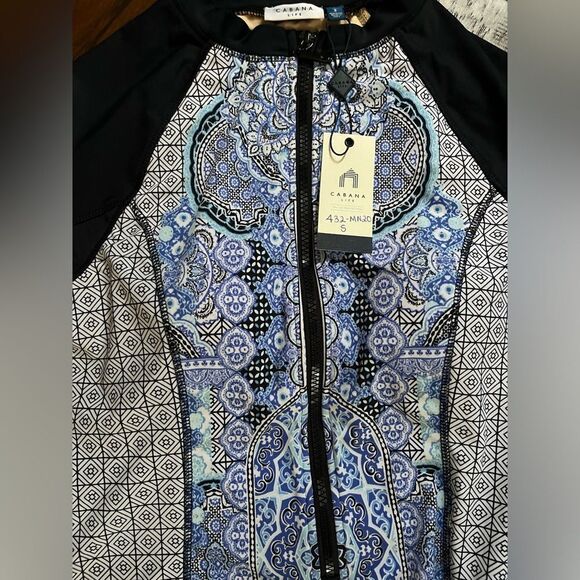 Cabana Life Midnight Marrakesh Unisuit One-Piece 50+UV Protection Size Small NWT - Picture 11 of 14